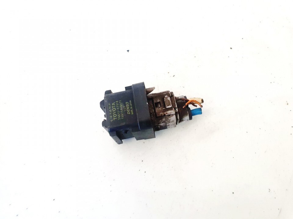 2861067010 28610-67010 156700-0671 Glow plug relay for Toyota Co 