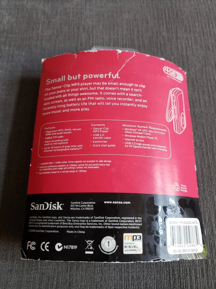 SanDisk Sansa Clip Zip (4GB) Digital Media MP3 Player Black - RARE BRAND NEW!!  - Image 4 of 4