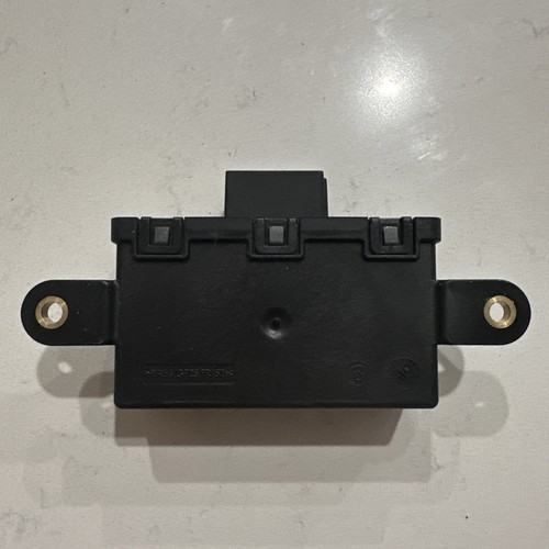 2015-2020 MERCEDES-BENZ GLA250 TRANSFER CASE CONTROL MODULE OEM A2469005312 - Picture 3 of 3