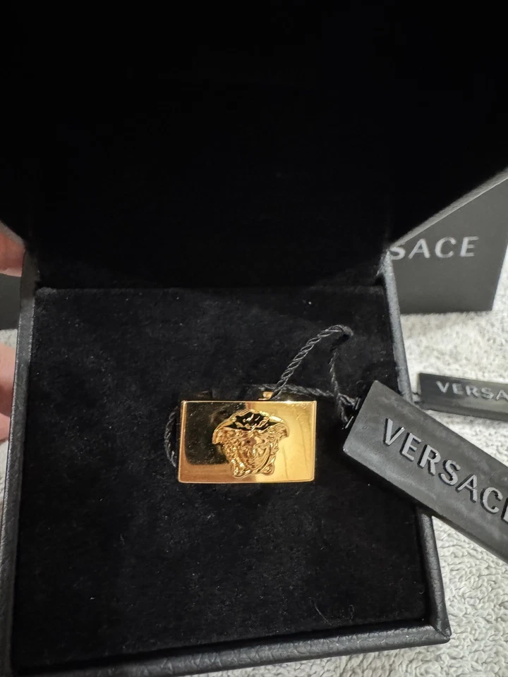 Позолоченное латунное кольцо с логотипом медузы Versace размер 6 - Изображение 2 из 4
