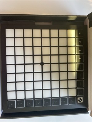 Novation LaunchPad X MIDI Controller 64 Pad Grid instrument for Ableton/Logic
