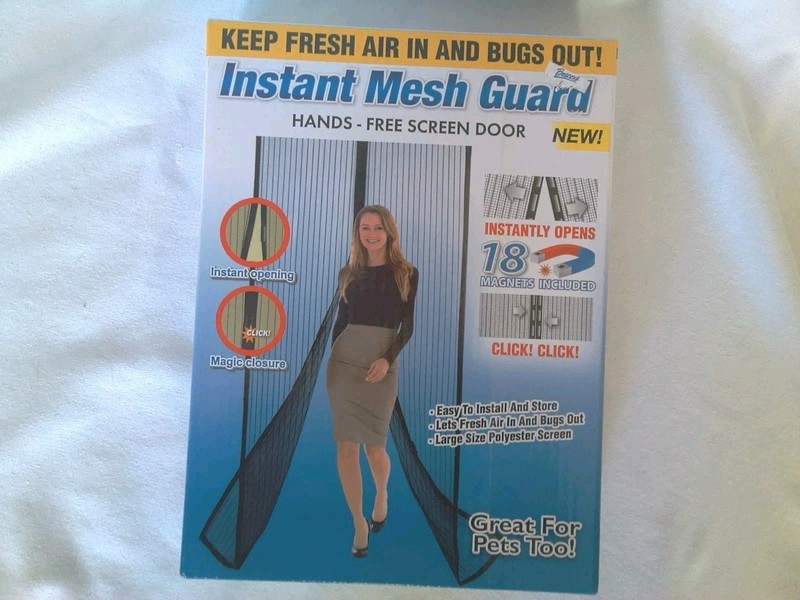 NEW, IN SEALED BOX, Instant Mesh Guard Hands Free Screen Door