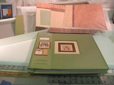 Hallmark Instant Scrapbook Family History 20 Designed  Embellished Pages Boxed