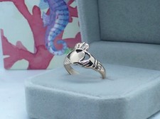 Gold Celtic Claddagh Ring Promise Ring in 14 K yellow gold