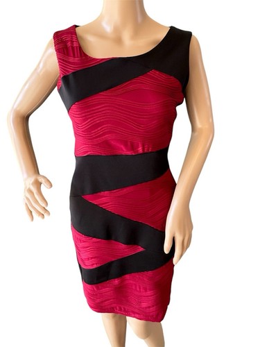 ENFOCUS STUDIO Women's size 10 Red Black career wear Dress Textured