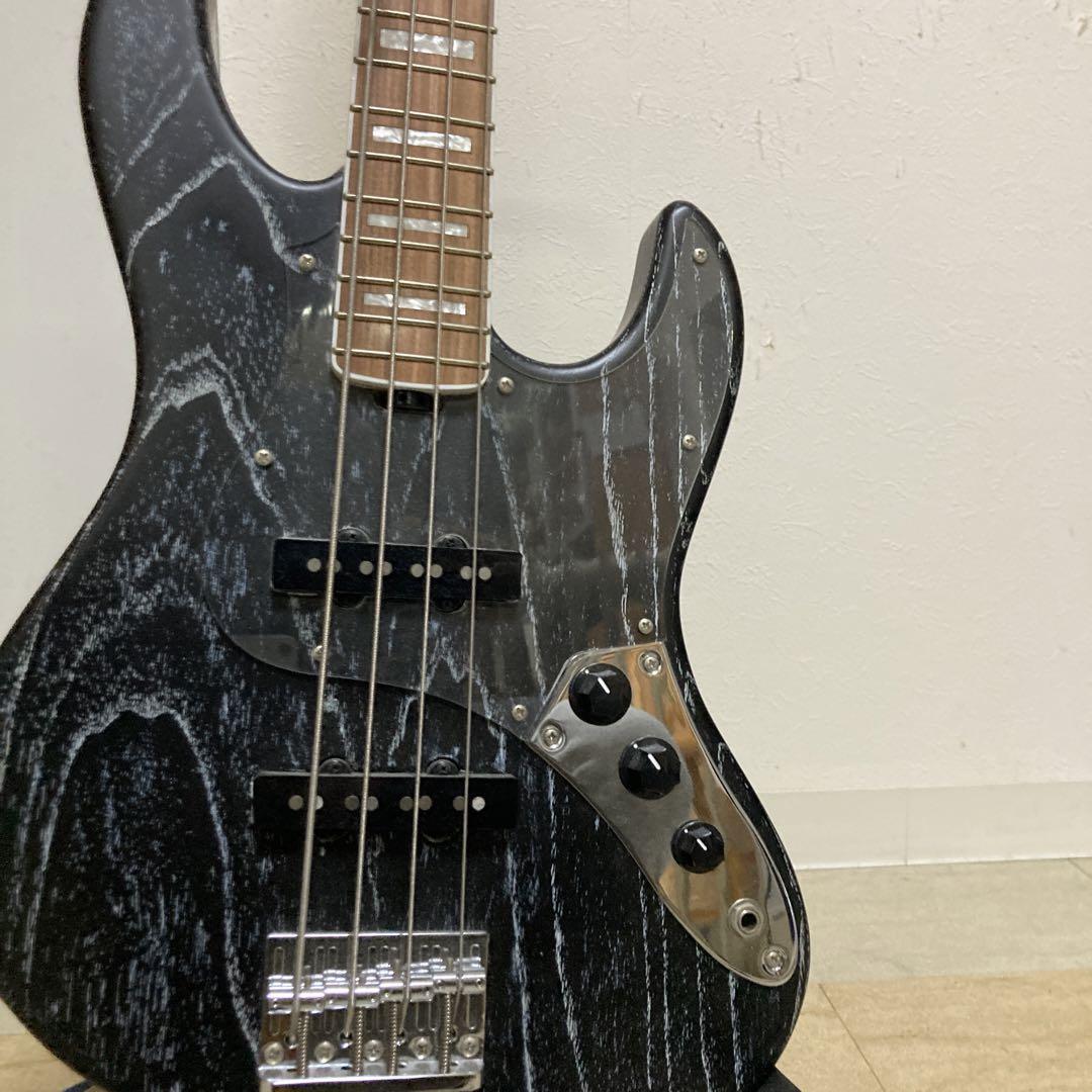 Electric Bass Guitar Grassroots G-AM-55MS/R Black Satin in White 