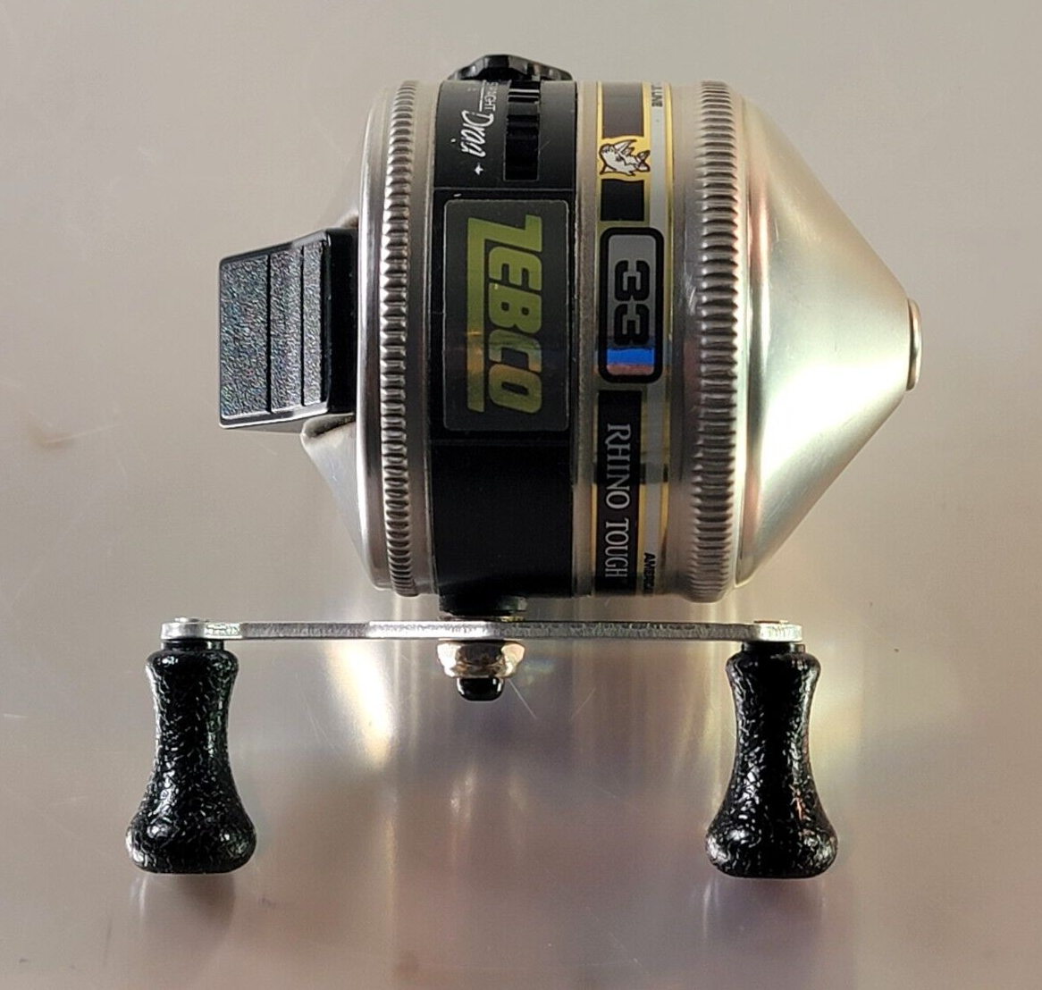Zebco 33 Rhino Tough Spincast Reel (Tested/Working in Excellent
