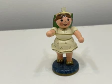 Erzgebirge collector figurine angel Hubrig 6.8 cm. Excellent Condition