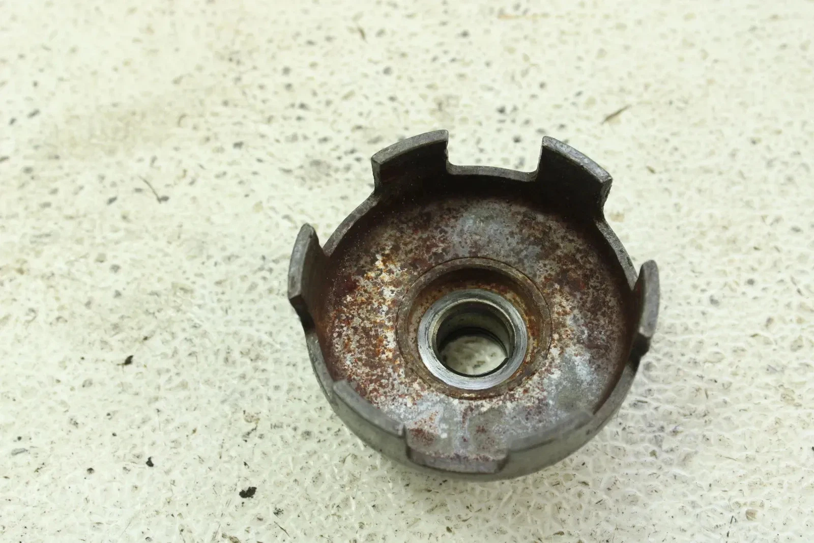 2000 Kawasaki Bayou 220 OEM Pullstart Pulley  B4463