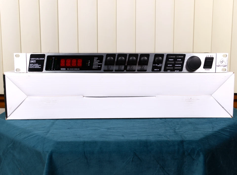 TOTALMENTE NUEVO Caja Abierta | Behringer VIRTUALIZADOR 3D FX2000 Procesador de Efectos | FX 2000 Foto 3 de 4