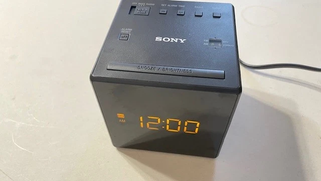 ICF-C1 Sony Alarm Clock Radio FM/AM Great Gift Holiday Black -New - Image 2 of 4