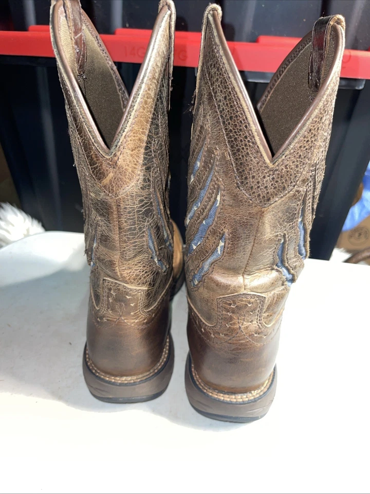 Botas de Vaquero Cody James Para Hombre Talla 8.5D Cuero Marrón Bandera Americana Western Foto 4 de 4