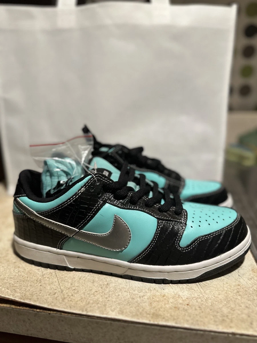 Size 9 - Nike SB Dunk Low Pro x Diamond Supply Co. Tiffany 304292-402