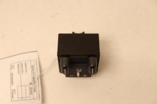 2015-2019 GMC SIERRA 2500 HD TRAILER BRAKE TOWING CONTROL SWITCH OEM - Picture 2 of 11