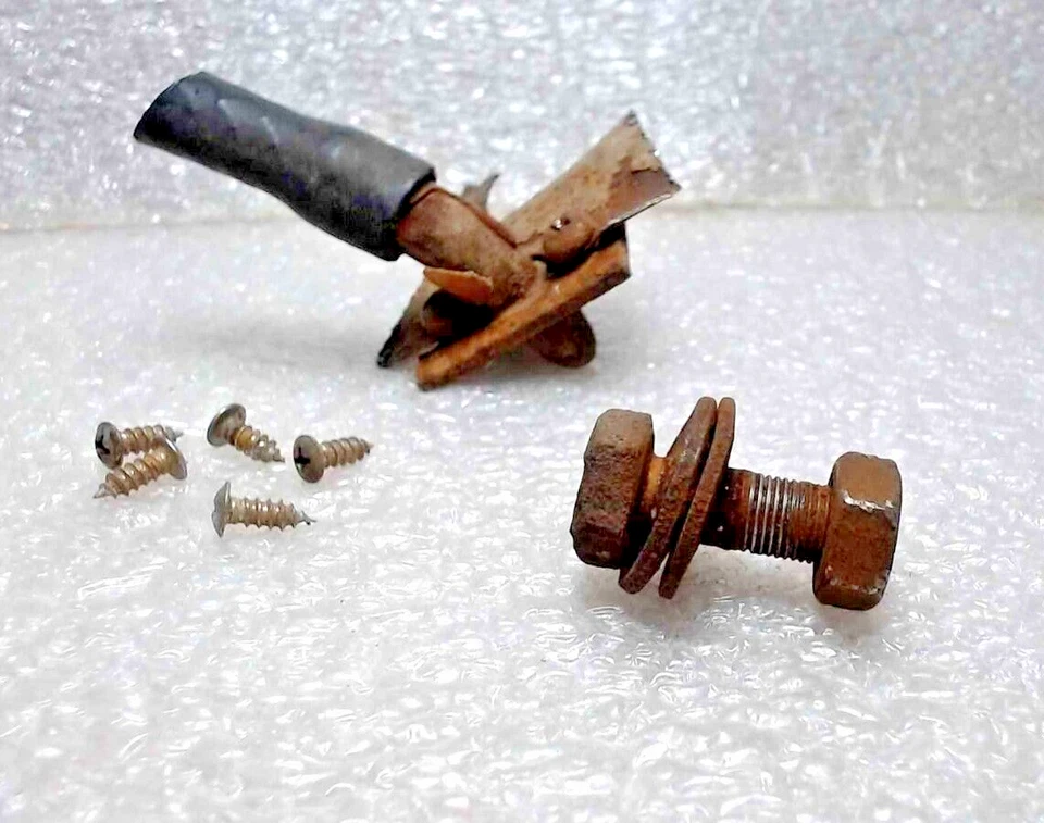 1967 Datsun родстер топливный бак локоть бампер болт и гайка двери алюминиевые винты - Изображение 2 из 4