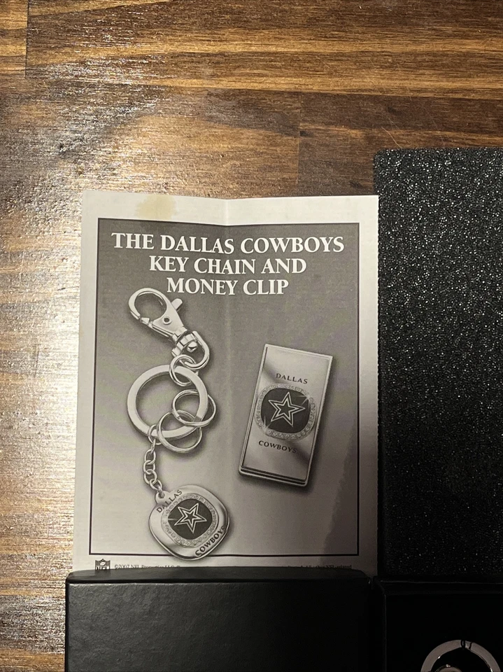 Brand New Danbury Mint Dallas Cowboys Keychain & Money Clip - Image 2 of 3