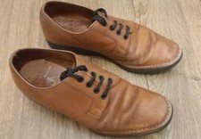 A Pair Of Men&rsquo;s Dawn De Lux Leather Lawn bowls Bowling Shoes Size 6 six
