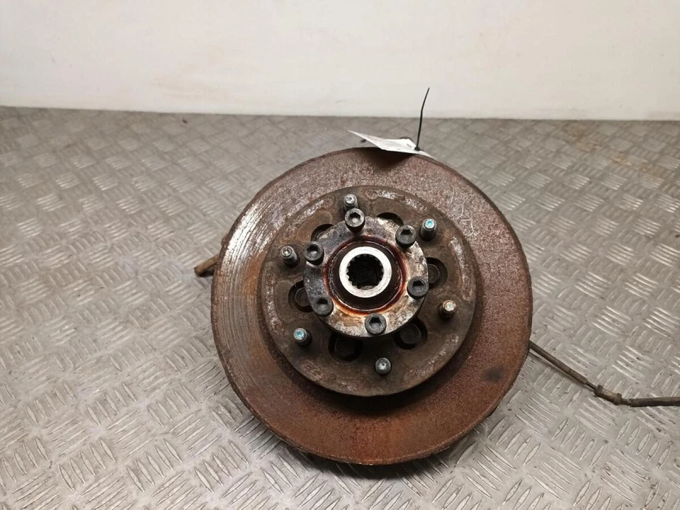 ISUZU D-MAX MK2 RF HUB/STUB AXL.ASSY 2019 - Image 4 of 4