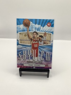 2022-23 Panini NBA Hoops - Skyview Trae Young #10