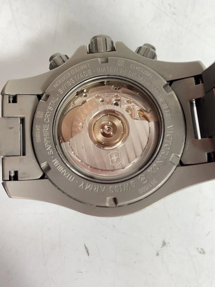 VICTORINOX Dive Master 500 relógio cronógrafo automático titânio excelente Japão - Imagem 3 de 4