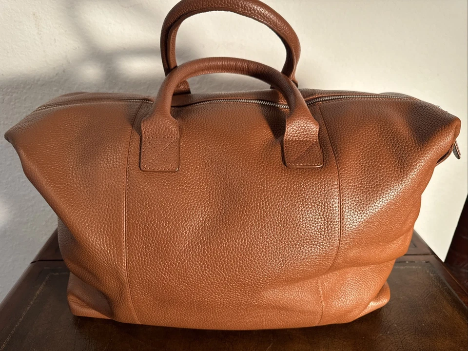 17”x14” Royce Tan Pebble Grain Leather Weekender Duffle Bag Brand New With Strap - Image 2 of 4
