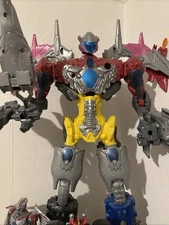 Saban’s Power Rangers 2017 Movie Megazord 5-in-1 Figure Complete