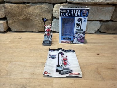 Five Nights At Freddy's Sister Location Funtime Foxy w/ Stage Left McFarlane