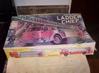 VINTAGE AMT American LaFrance 1000 SERIES LADDER CHIEF - 1/25 SCALE MODEL KIT — photo 1