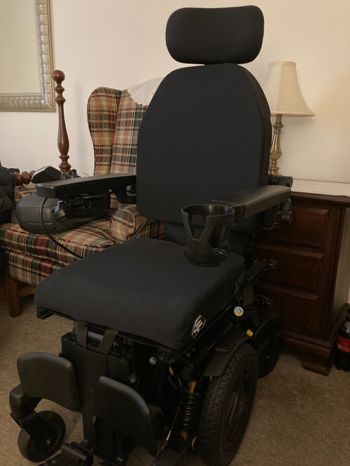 Quantum Q6 Edge 3 Stretto Power Wheelchair Gently Used eBay