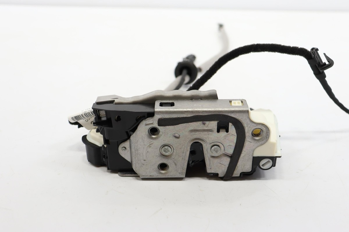 2018 - 2023 VOLKSWAGEN ATLAS REAR LEFT DOOR LATCH LOCK ACTUATOR  