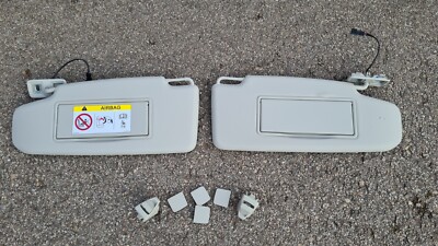VOLVO V40 SUN VISORS PAIR RIGHT & LEFT SIDE 2017 31377716 31377715