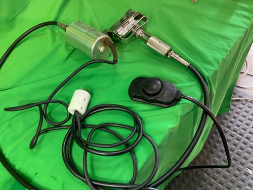 Zimmer 666 Dermatome Grafting Tool w/ motor, foot pedal and hose - Picture 6 of 7