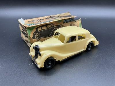 Penguin Models - Riley 1,5 Liter / RME / RMA - Vintage Modell - Originalverpackt