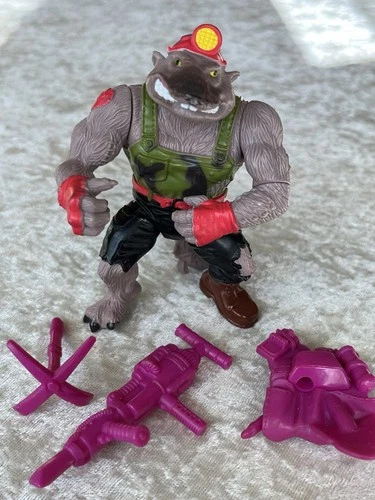 Vintage 1991 Teenage Mutant Ninja Turtles Dirtbag & Accessories