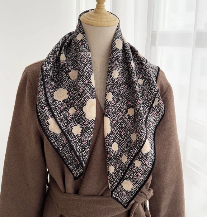 70% Cashmere 30% Silk Double Face flower Print Bandana Shawl 65X65cm Scarf new — 第 2/3 张图片