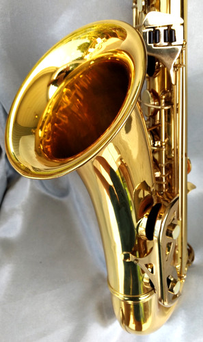 1985 CONN 16M Director Tenor Sax w/Nice Conn Case & Yamaha 5C Mpc. - EXCELLENT