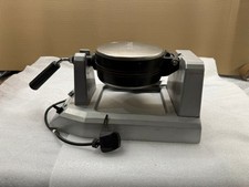 Waring Commercial Single Belgian Waffle Maker