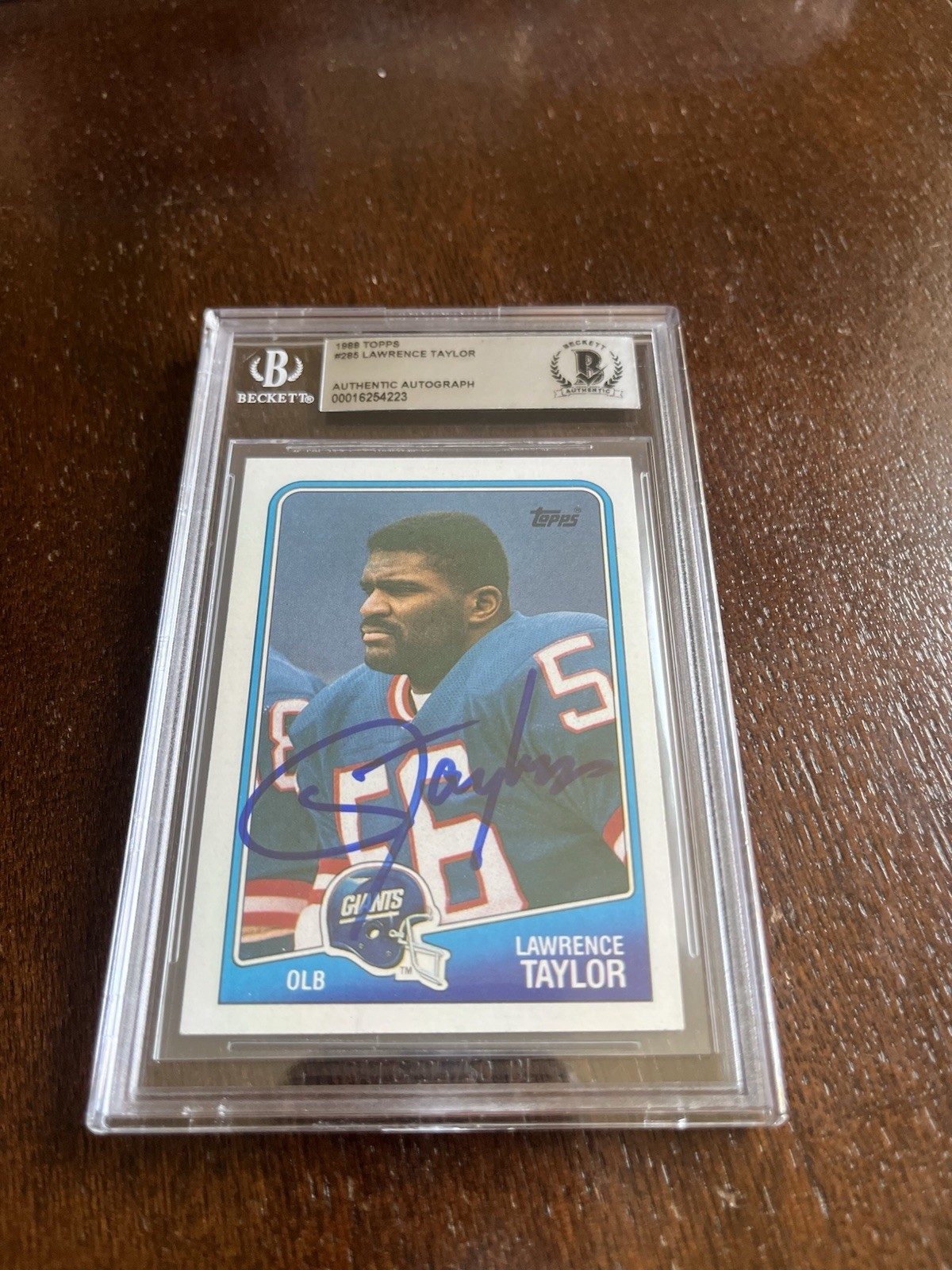 1989 Topps Lawrence Taylor AUTO PSA DNA Certified Authentic AUTOGRAPHED