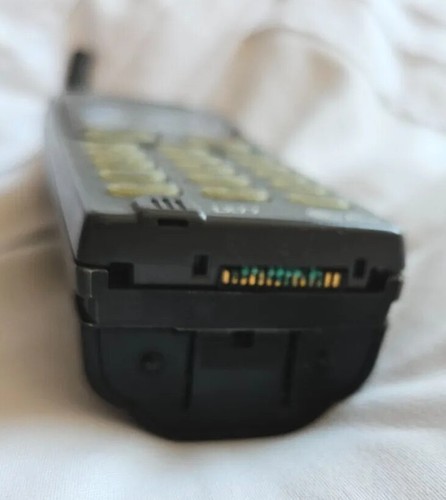 Cellulare vintage Ericsson LX 677 AT&T - Foto 5 di 6