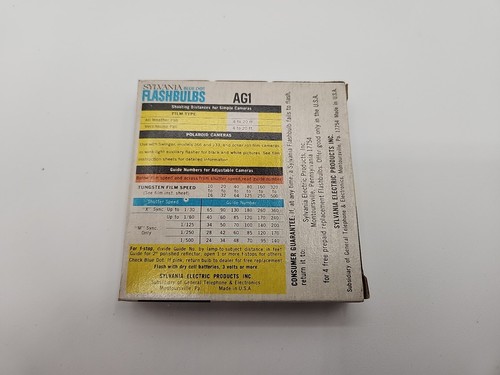 Sylvania AG1 Blue Dot Flashbulbs Unused 3 Full Boxes of 12 Bulbs 36 Bulbs Total - Picture 4 of 8