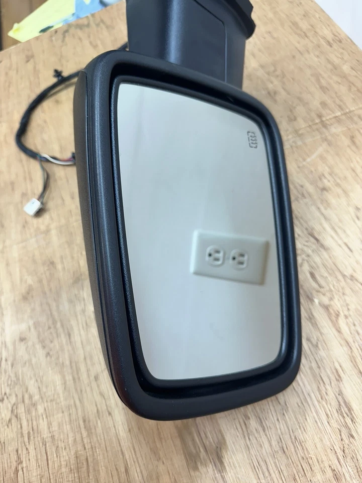 Espejo retrovisor izquierdo RAM 2500 2015-2018; plegable eléctrico, eléctrico, pieza # 68338373ac Foto 4 de 4