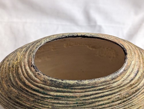 Golden/Bronze Color Ceramic Globular Vase/Planter, Unknown Mfgr - PRE-OWNED - Picture 8 of 16