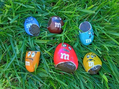 M&M Steine Set / Acrylmalerei / versiegelt / M&Ms Fun Geschenk handbemalt Kunst