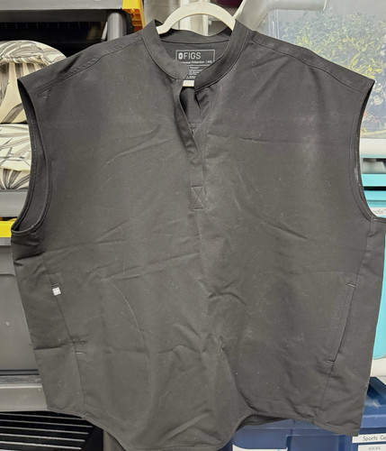 FIGS Technical Collection Unisex Sleeveless Scrub Top Solid Black 2XL