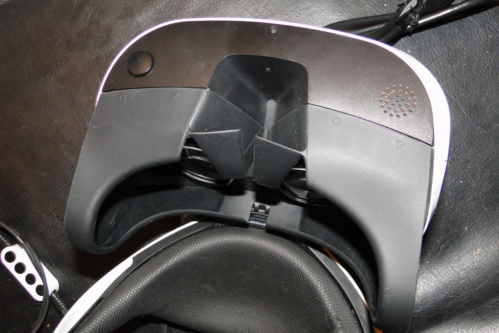 Sony PlayStation PS VR Bundle VR1 1st Generation PS4 headset motion