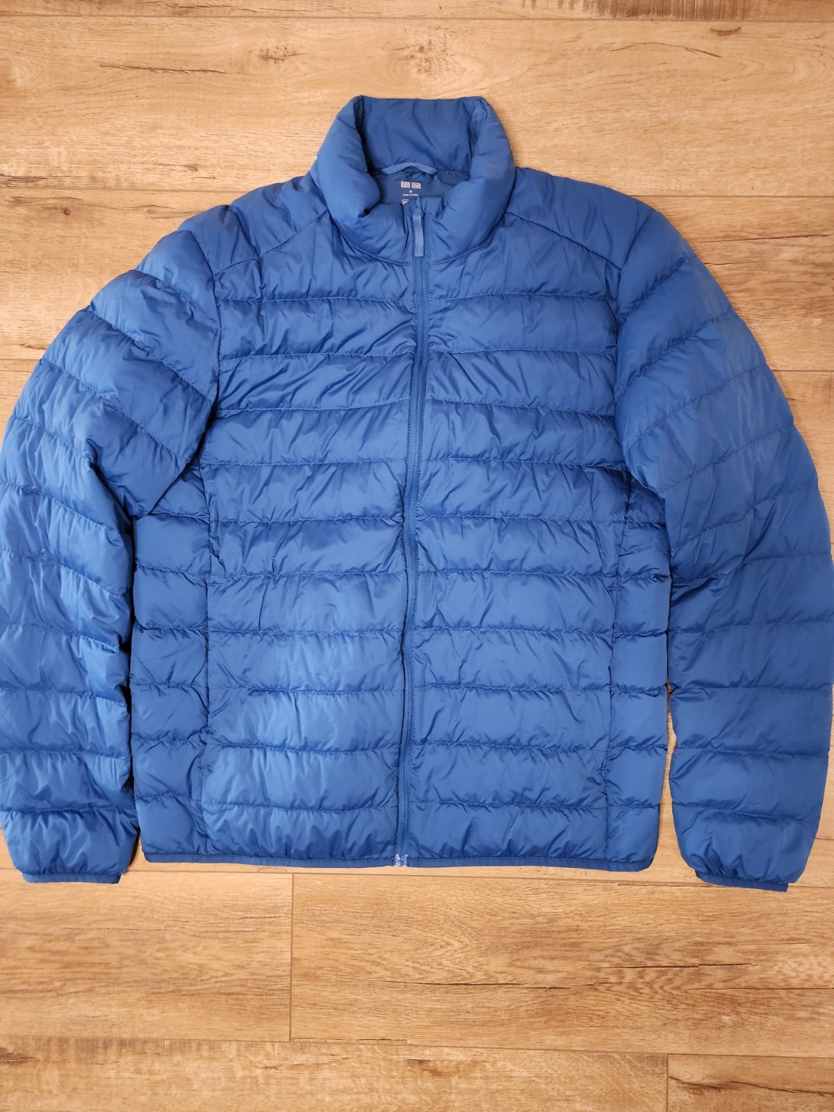 RARE BLUE Uniqlo Men’s M Ultra Light Down Puffer Jacket Packable image 3