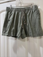 Light Weight Shorts With Elastic Waist Band In Size Medium And Green Color.