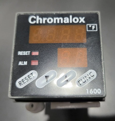 CHROMALOX 1600-10030 TEMPERATURE CONTROL USED