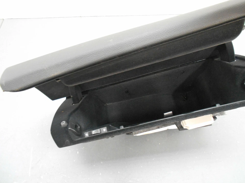 Guantera BMW M4 F82/F83 2015 14 15 16 17 18 19 #9342 H2 Foto 3 de 4