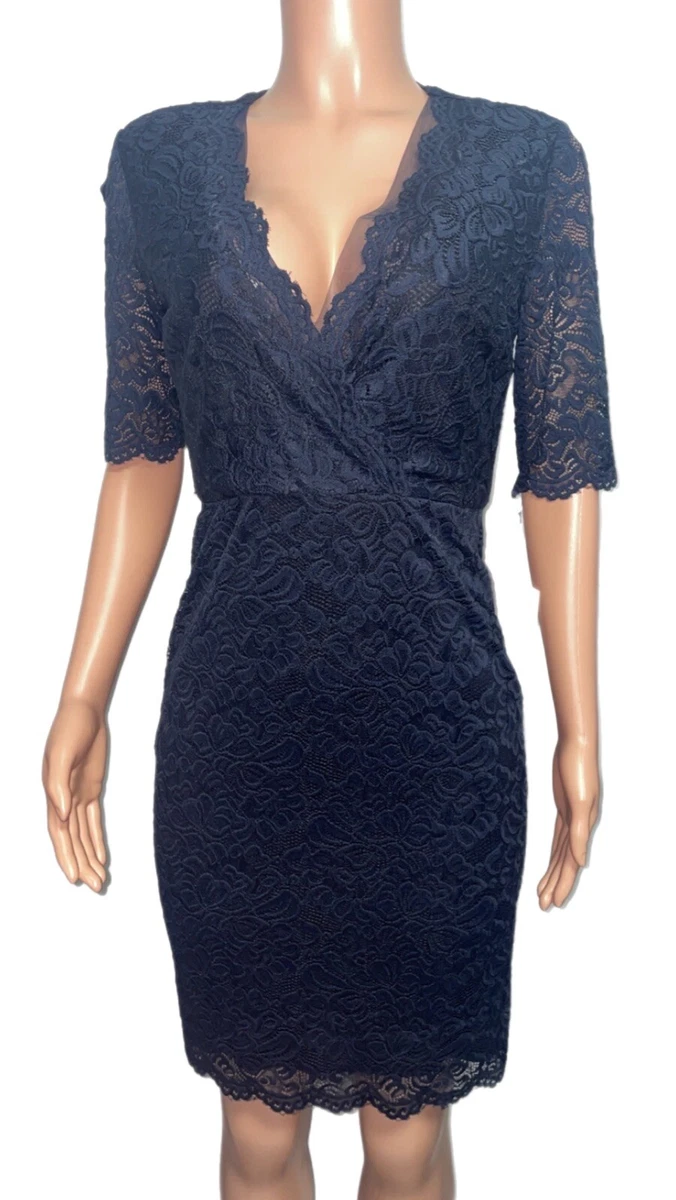 Ivanka Trump navy lace classy elegant low cut dress size 2 wedding